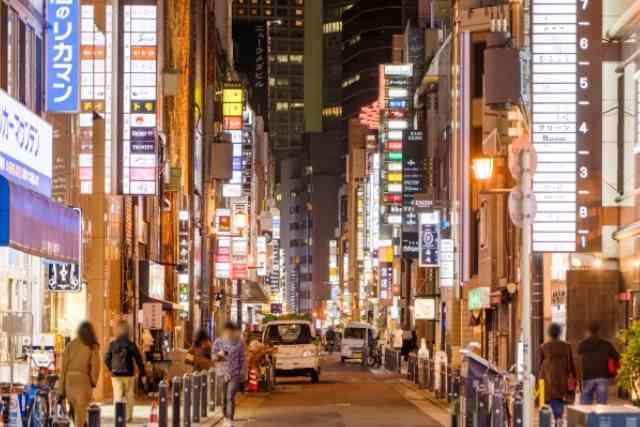 夜の大阪の北新地